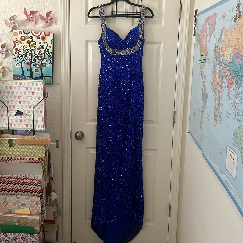 SCALA Homecoming Prom Black Tie Event ROYAL BLUE BEADED SEQUINED BALL GOWN Sz 6